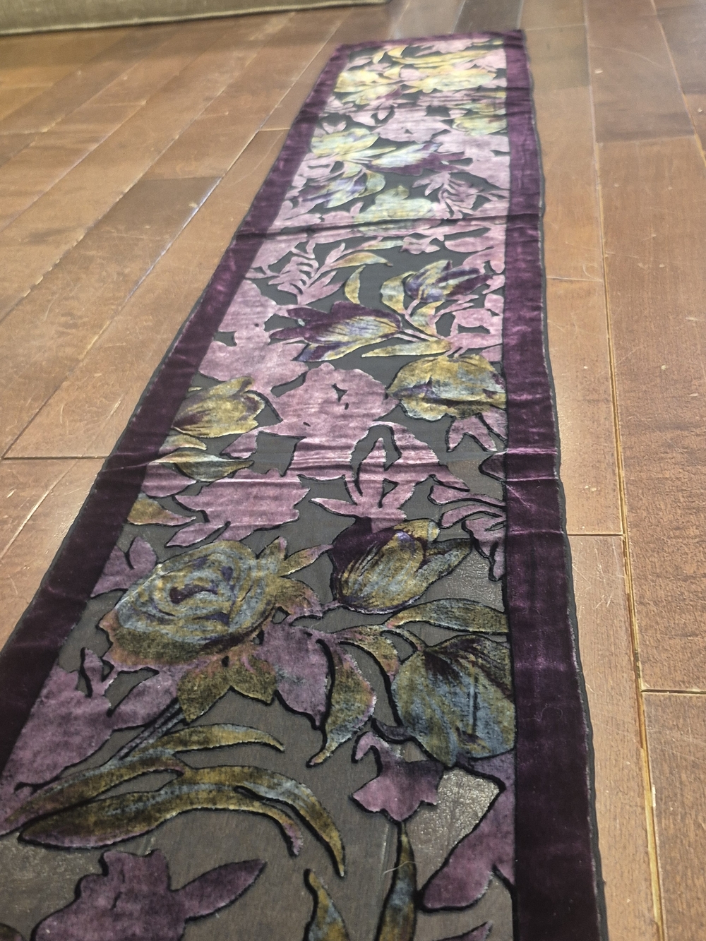 Italian Burnout Handrolled Purple Floral Velvet Scarf 9x54 - Picture 10 of 16
